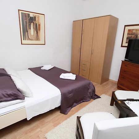 Apartment Old Town Manosa สปลิท ภายนอก รูปภาพ